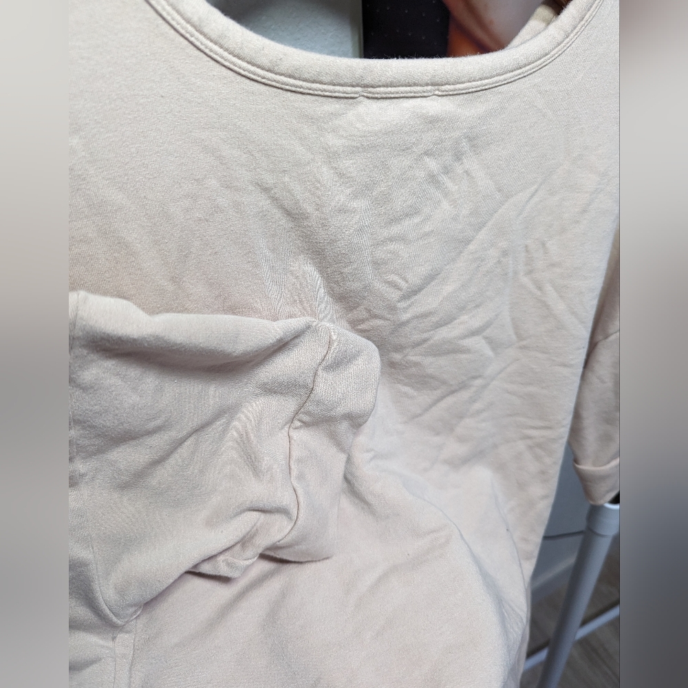 Short Sleeve Thick Blouse - Picture 2 of 2